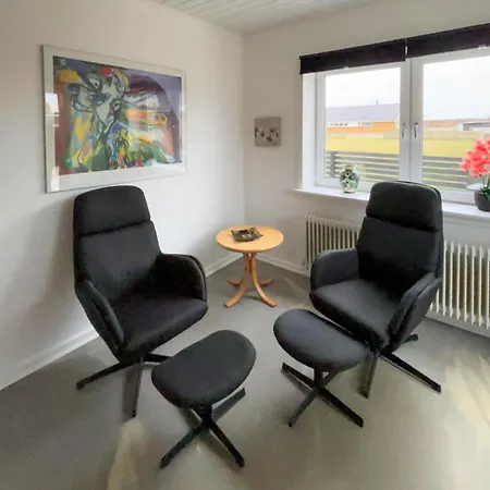 3 Bedroom Cozy In Σπίτι διακοπών *